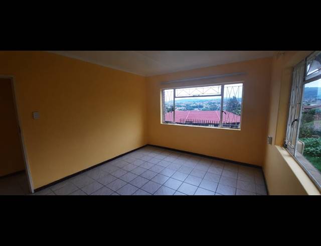 3 BEDROOM HOUSE FOR SALE IN RAISETHORPE
